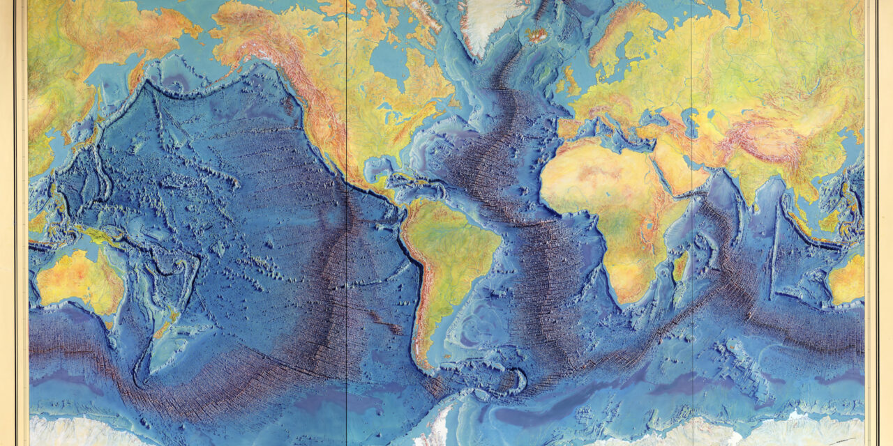 La carte du fond des mers – Heinrich C. Berann, Marie Tharp et Bruce Heezen